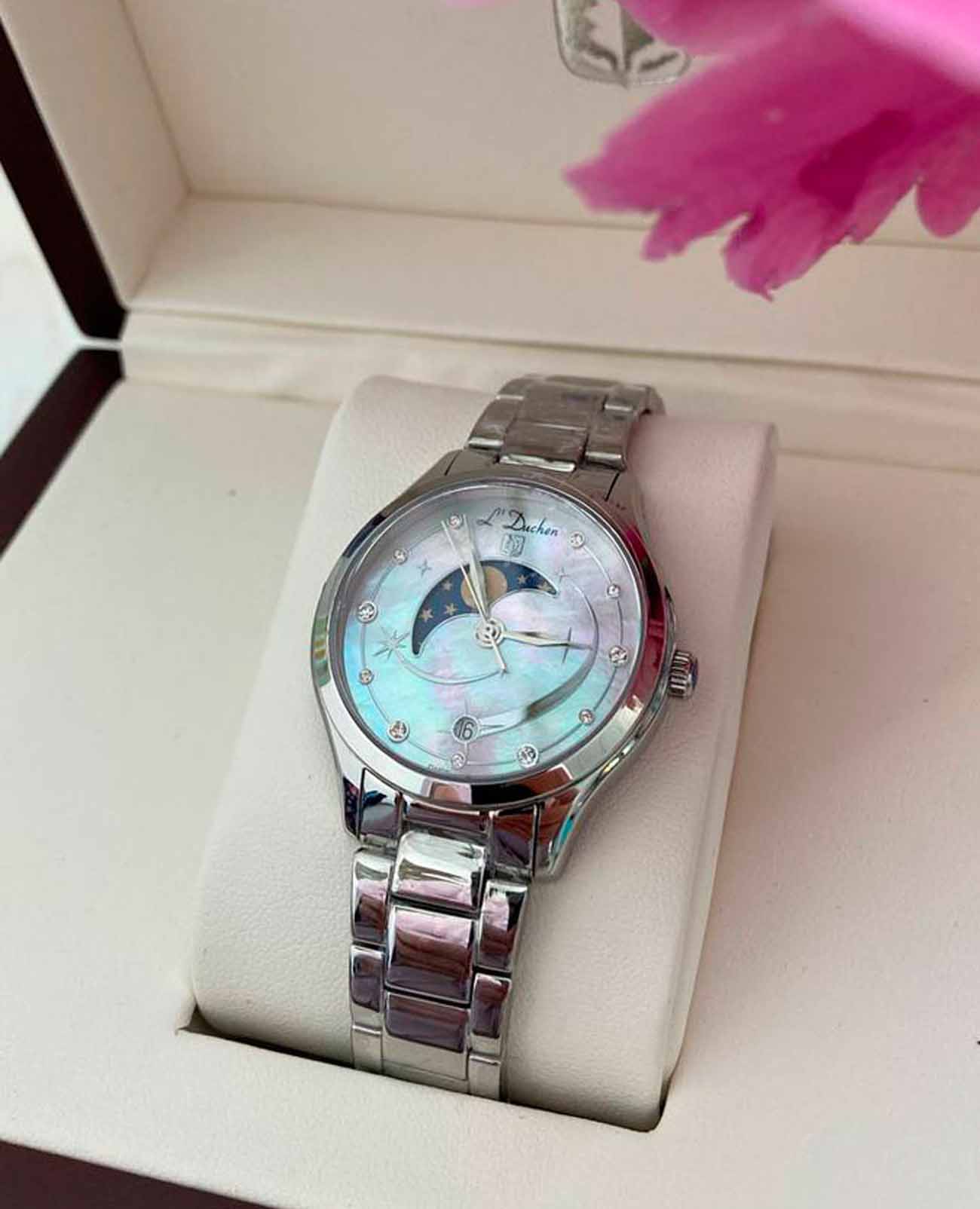 L'Duchen L'Duchen Perseides D 837.10.43 , наручные женские часы фото под углом